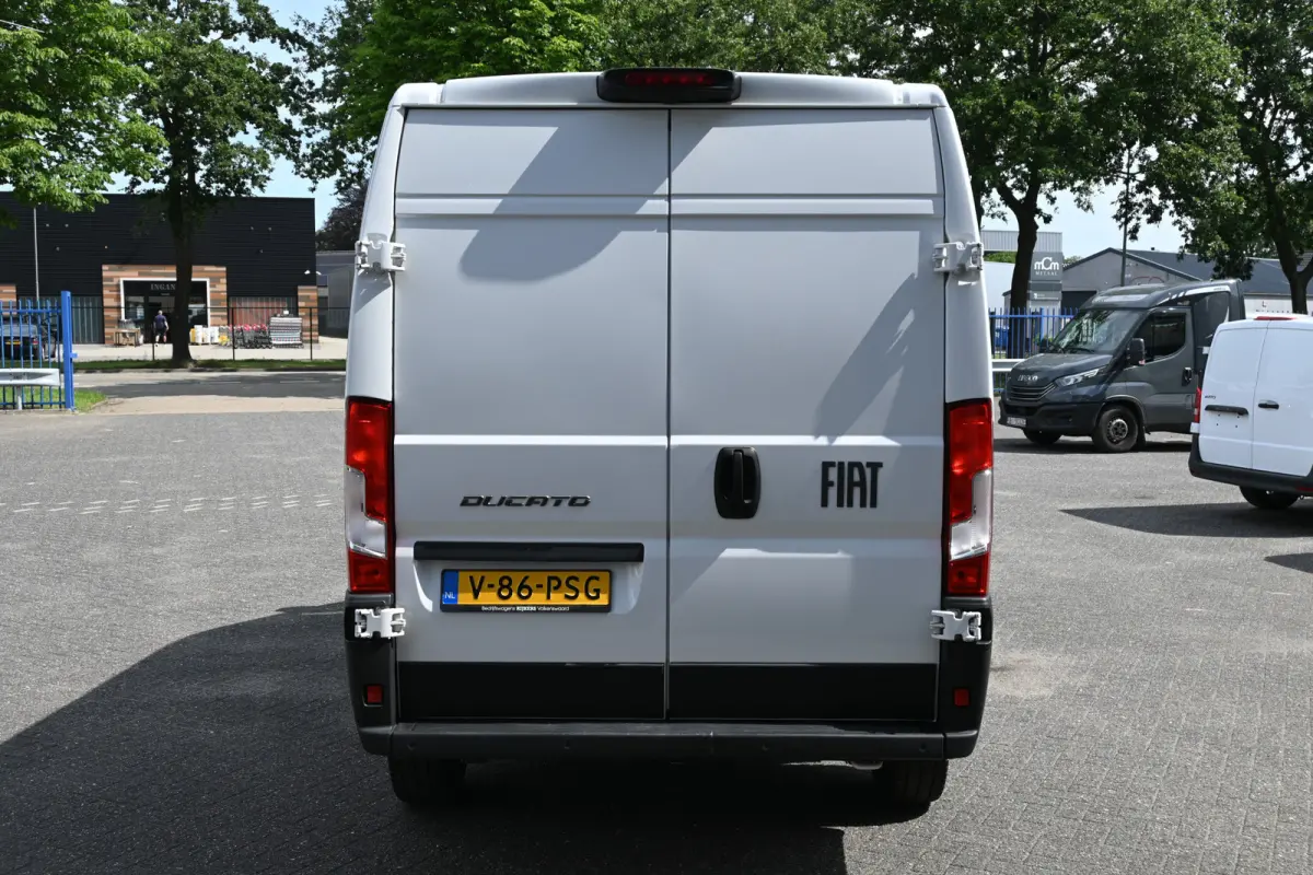 L2H2 140 pk 3.5t Camera, 270 Graden achterdeuren