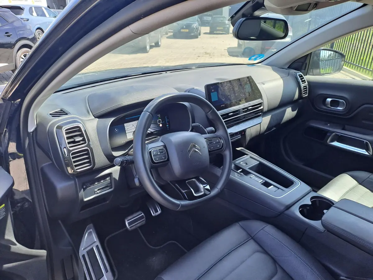 1.6 Plug-in Hybrid 225 Shine