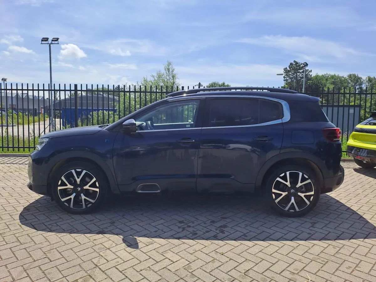 1.6 Plug-in Hybrid 225 Shine