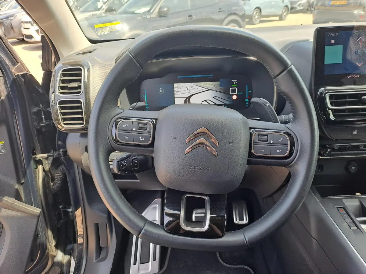 1.6 Plug-in Hybrid 225 Shine