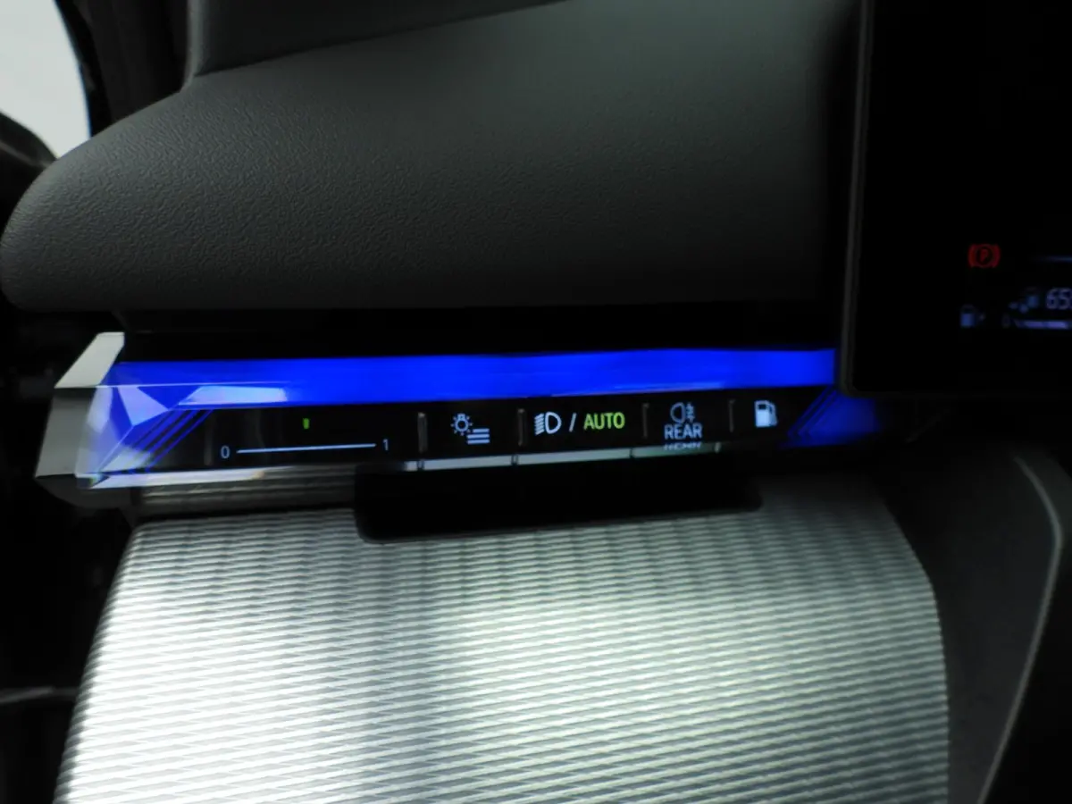550e xDrive M-Sportpakket Pro | LED | HUD | Adaptief onderstel | Achterasbesturing | Active Cruise  | Harman-Kardon Sound | 360 Camera | Alu wielen 20 inch