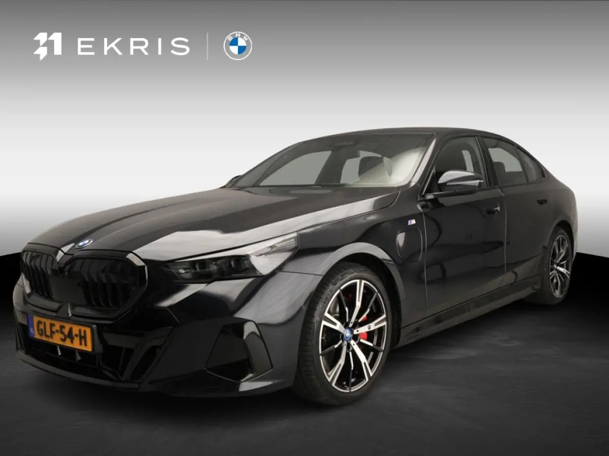 550e xDrive M-Sportpakket Pro | LED | HUD | Adaptief onderstel | Achterasbesturing | Active Cruise  | Harman-Kardon Sound | 360 Camera | Alu wielen 20 inch