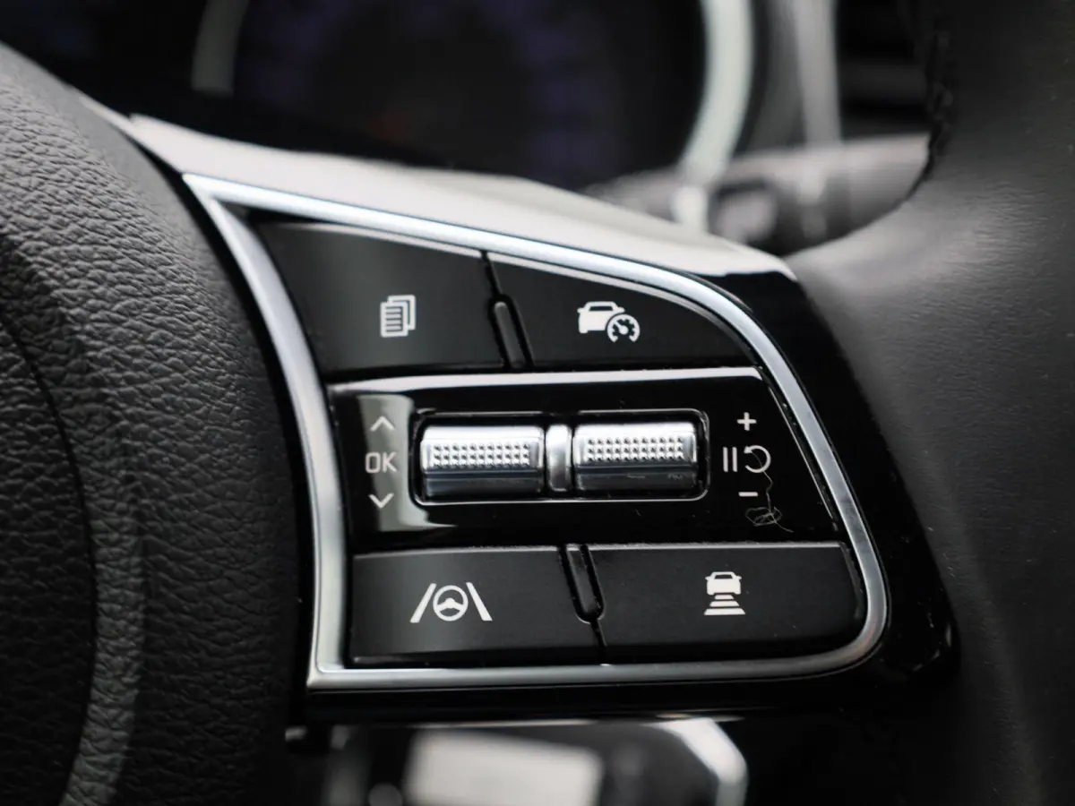 1.5 T-GDi MHEV DynamicLine | APPLE CARPLAY | NAVIGATIE | ACHTERUITRIJCAMERA | BLUETOOTH | PARKEERSENSOREN |