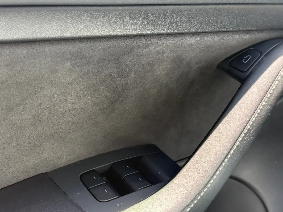 Standard RWD Plus 60 kWh 93% SOH LFP