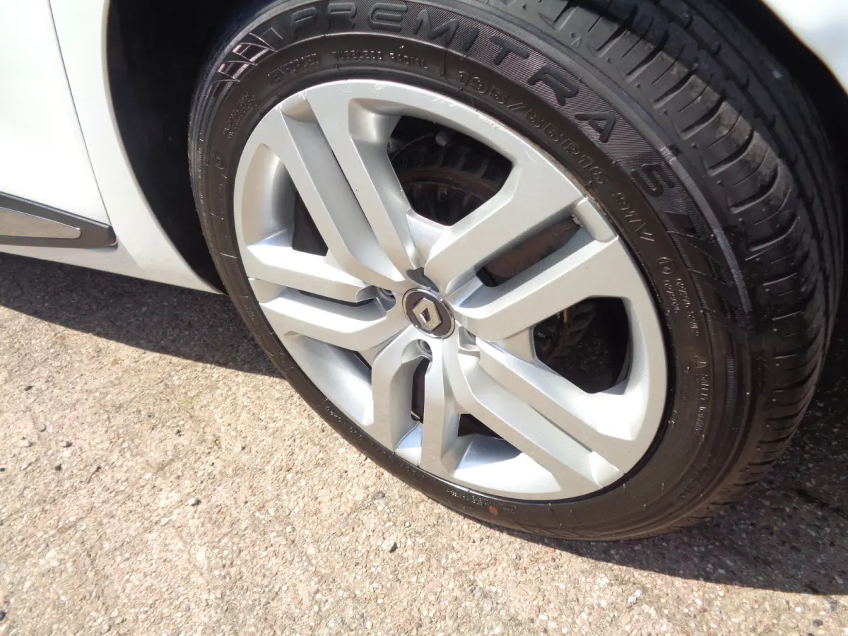 0.9 TCe Zen Airco, navigatie, pdc achter