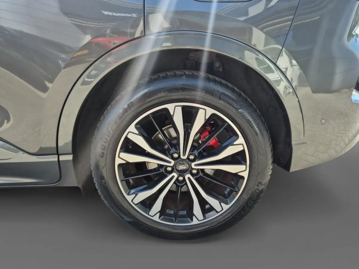 2.5 PHEV Vignale | Climate Control | Cruise Control | Navigatie | Camera | Stoelverwarming | Panoramadak | Stoelverwarming voor en achter |
