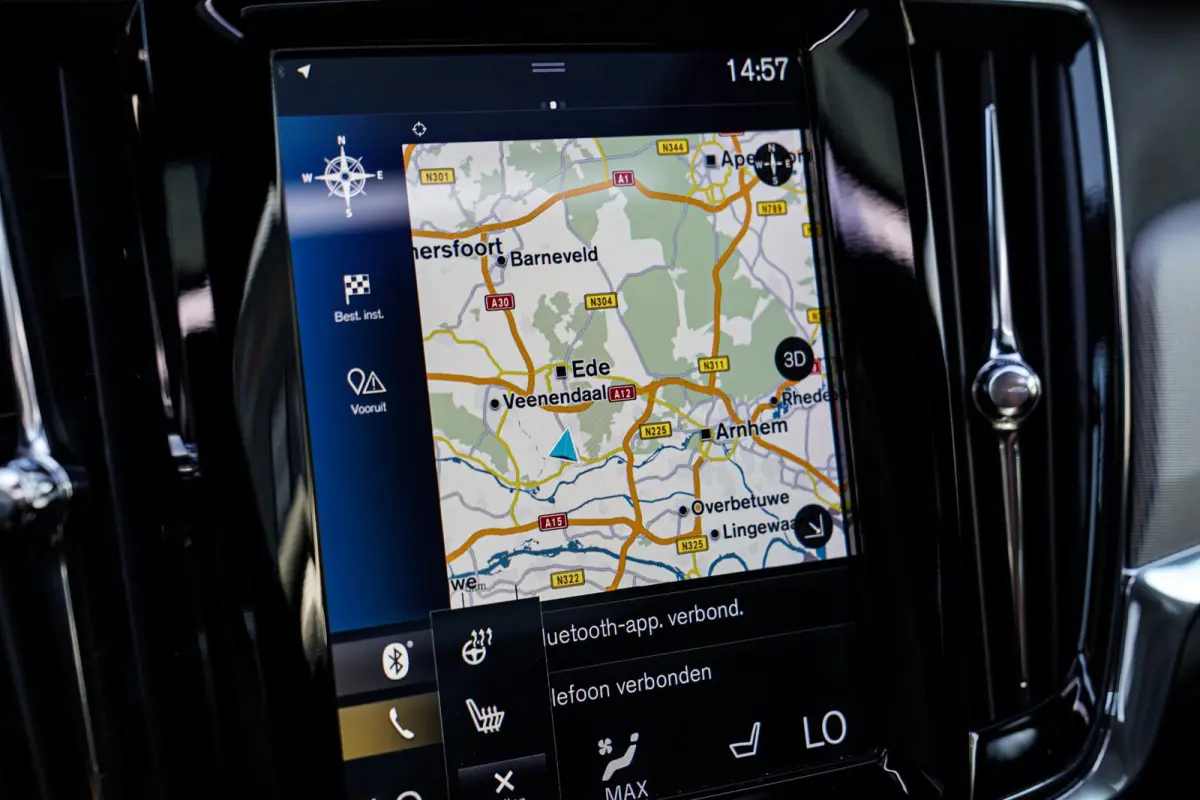 2.0 T6 AWD Inscription | Head Up Display | Stoelverwarming | Stuurverwarming | 360 Camera