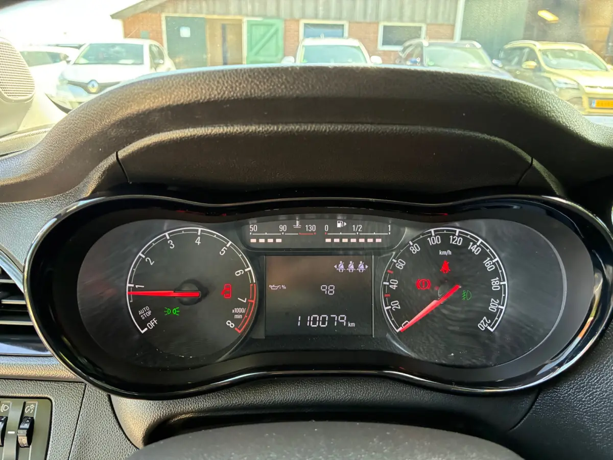 1.0 Online Edition | Cruise + Airco nu € 7.975,-!!!