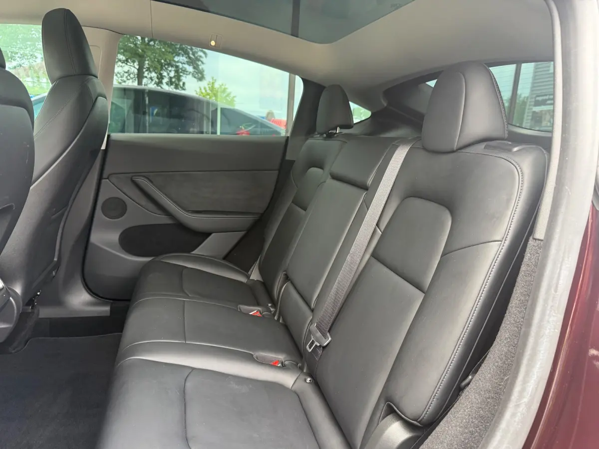 Long Range AWD 75 kWh - Automaat - Leder - Trekhaak - Org.NL