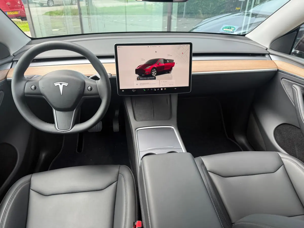 Long Range AWD 75 kWh - Automaat - Leder - Trekhaak - Org.NL