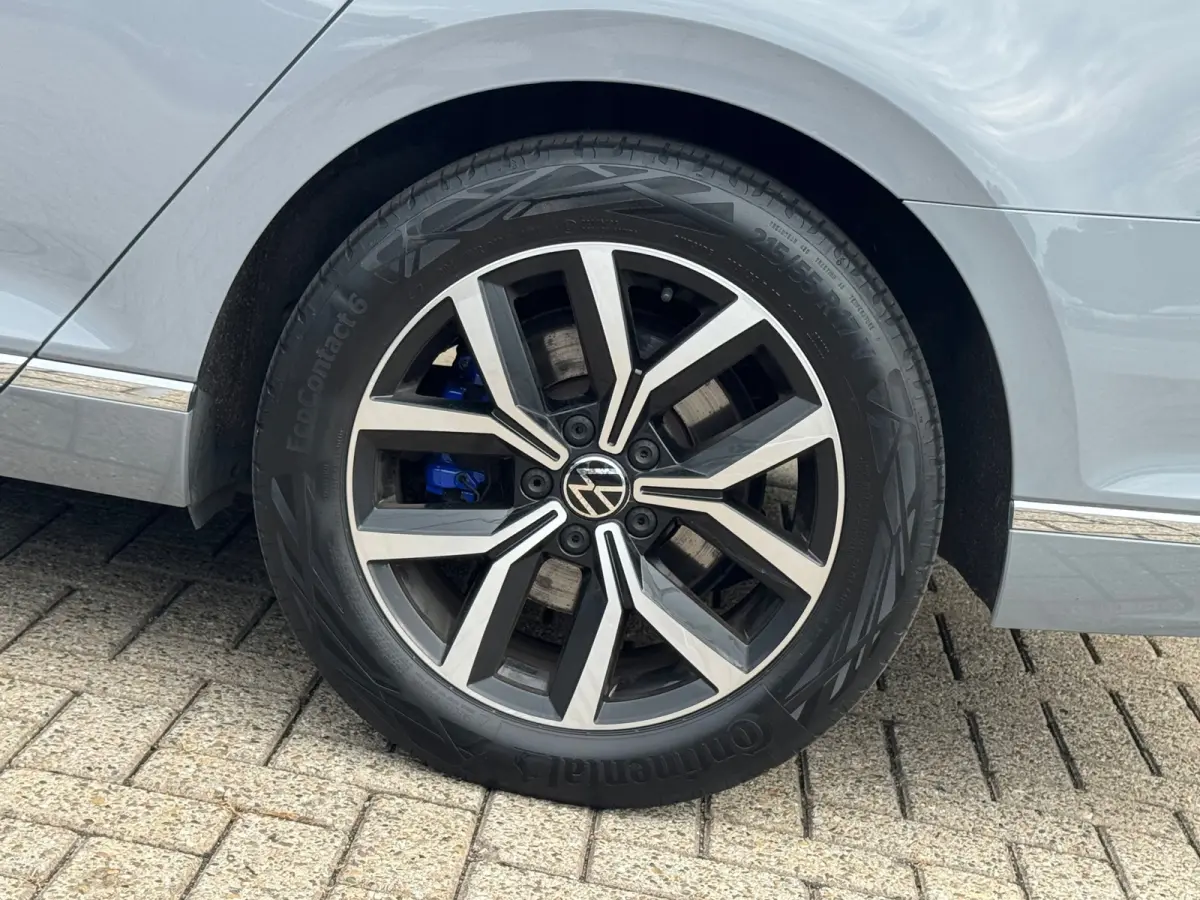 1.4 TSI PHEV GTE * Trekhaak * Camera * Elek. Klep * Travel Assist *