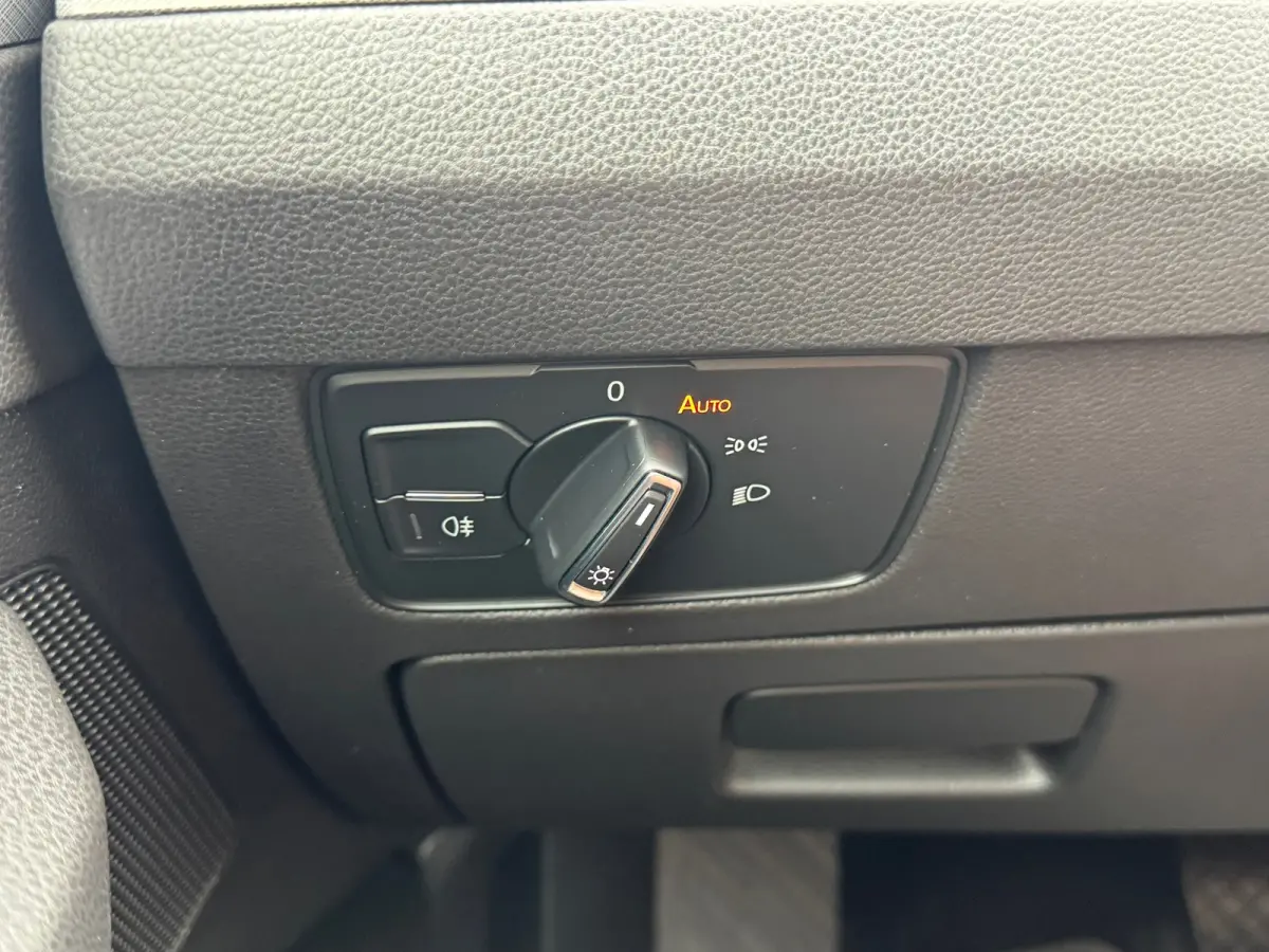 1.4 TSI PHEV GTE * Trekhaak * Camera * Elek. Klep * Travel Assist *