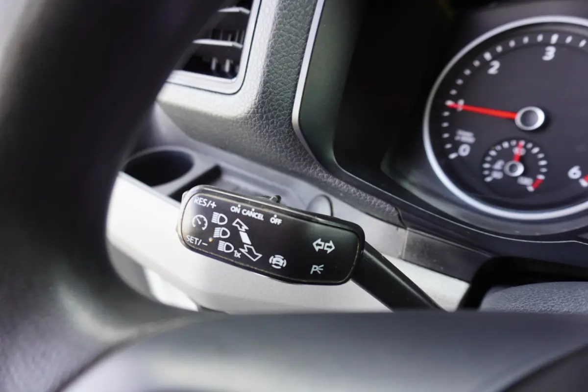 180pk Automaat Dubbellucht open laadbak Tacho Cruise control Airco 3-Zits Pick-Up
