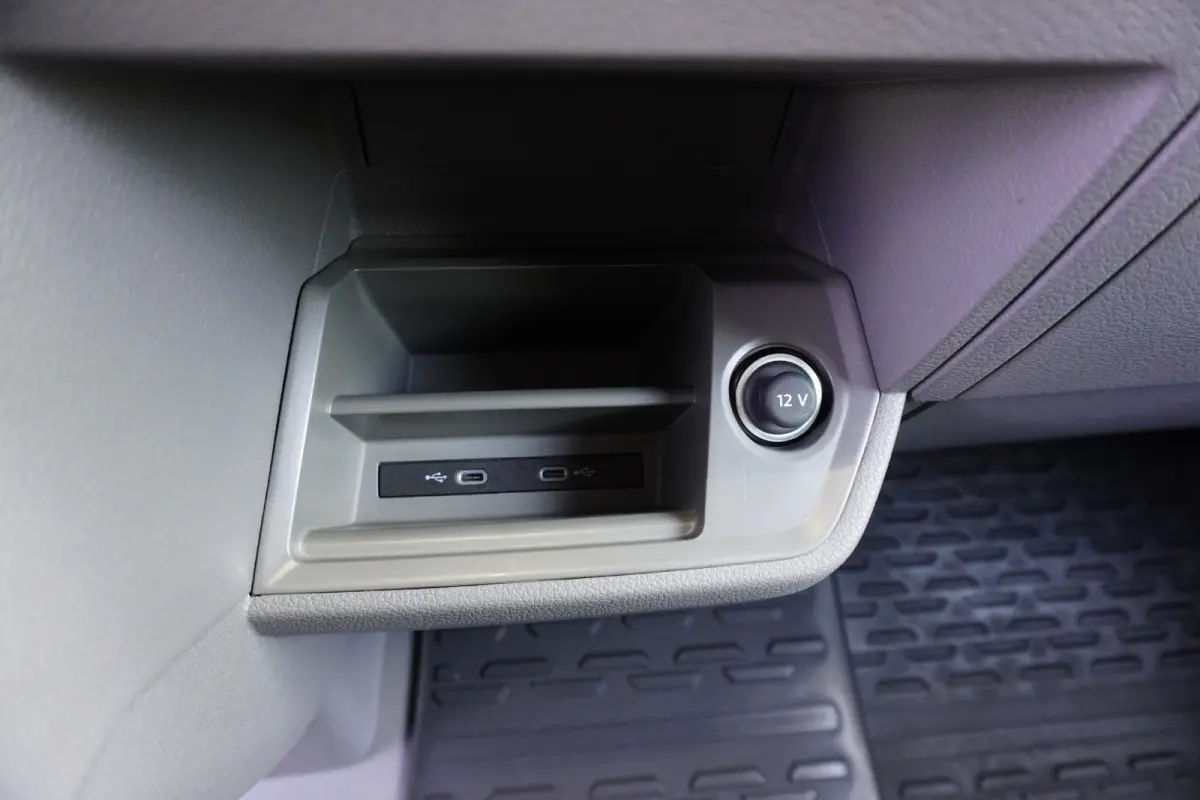 163pk RWD Automaat L3H2/L2H1 Apple carplay Camera Navigatie LED 3-Zits 3500kg Trekgewicht