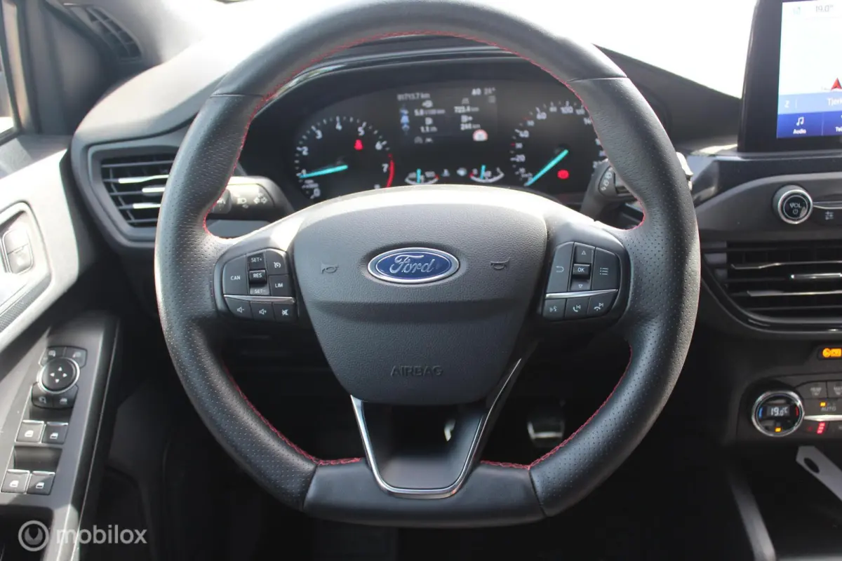 1.0 EcoBoost ST Line Winterpakket/Ful-Led/NAP