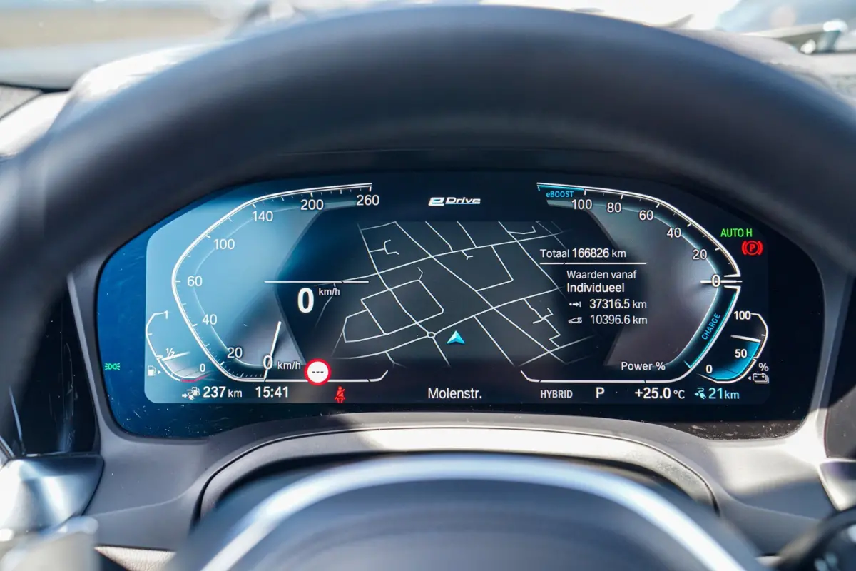 330e High Executive | Head Up Display | 360 camera | Stuurwielverwarming|Elektrische trekhaak