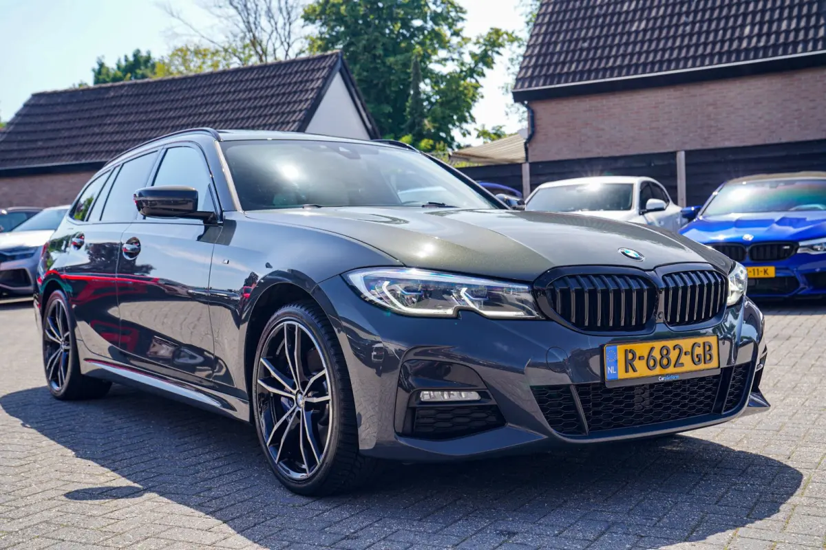330e High Executive | Head Up Display | 360 camera | Stuurwielverwarming|Elektrische trekhaak