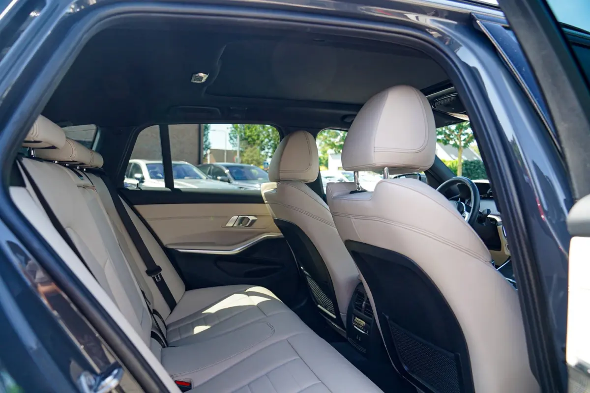 330e High Executive | Head Up Display | 360 camera | Stuurwielverwarming|Elektrische trekhaak