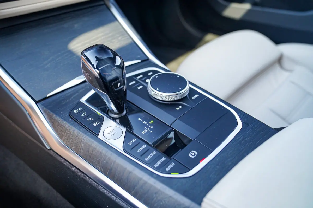 330e High Executive | Head Up Display | 360 camera | Stuurwielverwarming|Elektrische trekhaak
