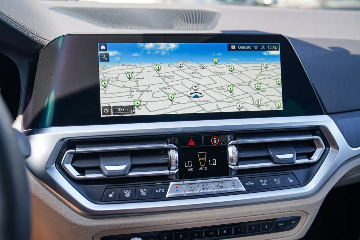330e High Executive | Head Up Display | 360 camera | Stuurwielverwarming|Elektrische trekhaak