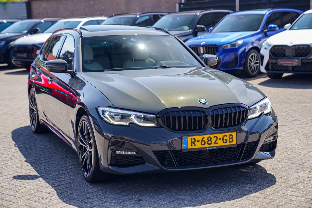 330e High Executive | Head Up Display | 360 camera | Stuurwielverwarming|Elektrische trekhaak