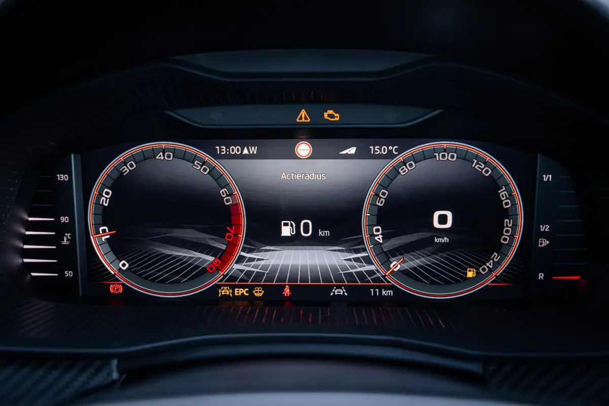 Monte Carlo | Achteruitrijcamera | Chromen raamlijsten | Cruise control met speedlimiter