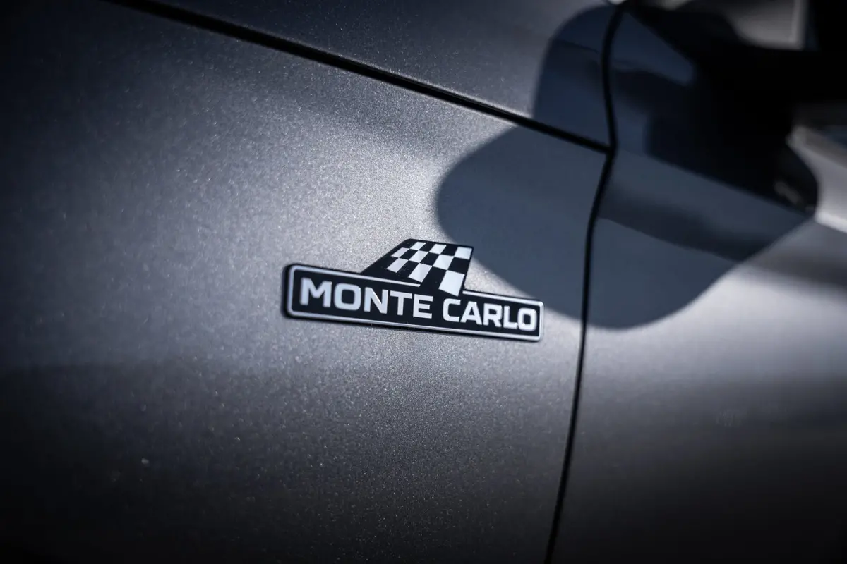 Monte Carlo | Achteruitrijcamera | Chromen raamlijsten | Cruise control met speedlimiter