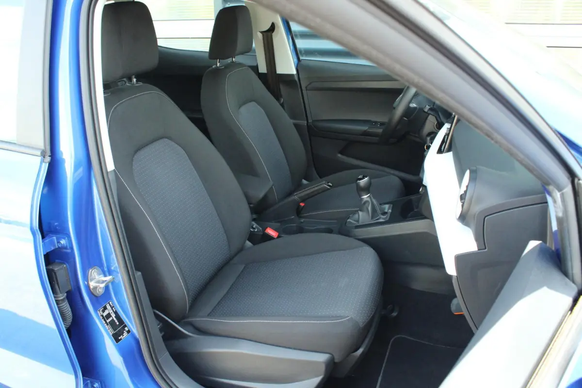 1.0 EcoTSI 95pk Style | Cruise Control | Parkeersensoren Achter | Airco Automatische | DAB | Apple CarPlay/ Android Auto