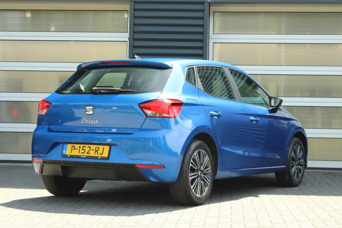 1.0 EcoTSI 95pk Style | Cruise Control | Parkeersensoren Achter | Airco Automatische | DAB | Apple CarPlay/ Android Auto
