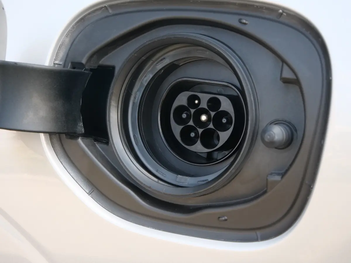 2.0 T6 350 Pk Plug-in hybrid AWD Plus Dark Pano-dak / Adaptive Cruise / 360 Camera / Winterpakket
