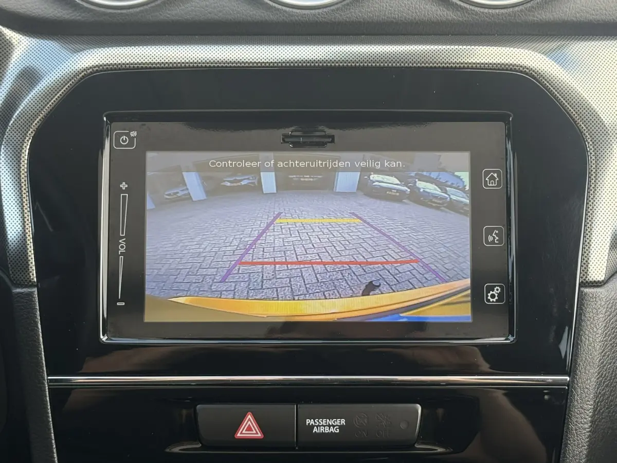 1.5 Hybrid Style Trekhaak Panorama dak Camera Adaptieve cruise Keyless Clima