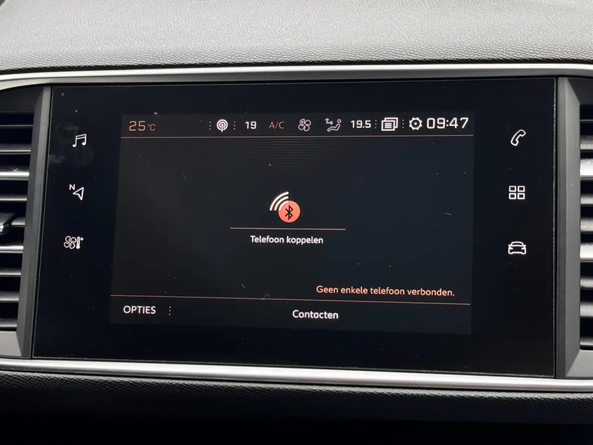 1.2 PureTech Blue Lease Executive | Trekhaak | Panoramadak | Distributieriem vervangen | NL-auto