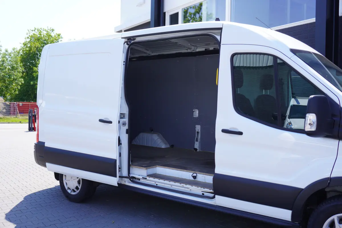 2.0 TDCI 170PK L3H2 EURO 6 - Airco - Cruise - Camera - €16.950,- Excl.