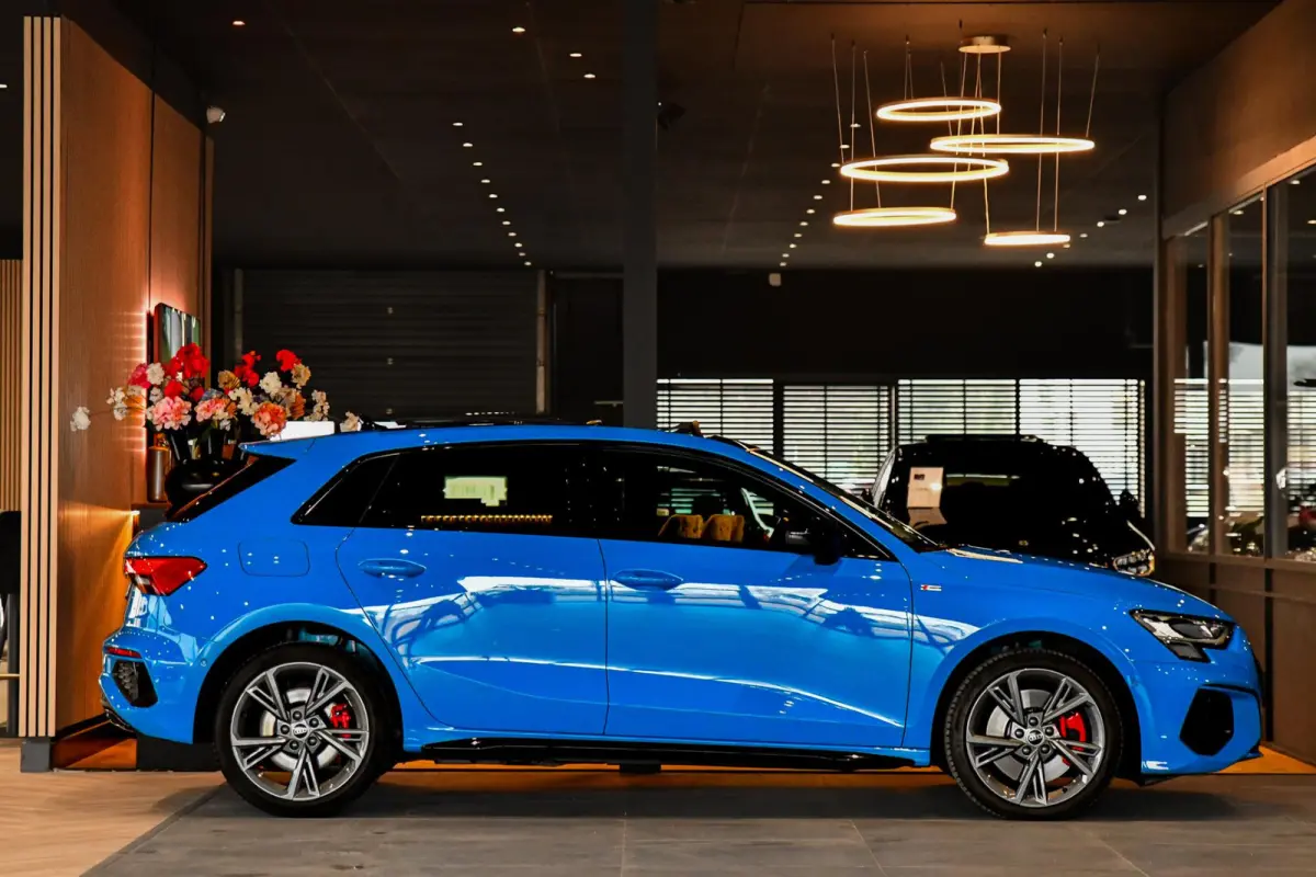 45 TFSI e 3x S-Line Competition. Pano, ACC, Keyless, Sfeer, CarPlay!