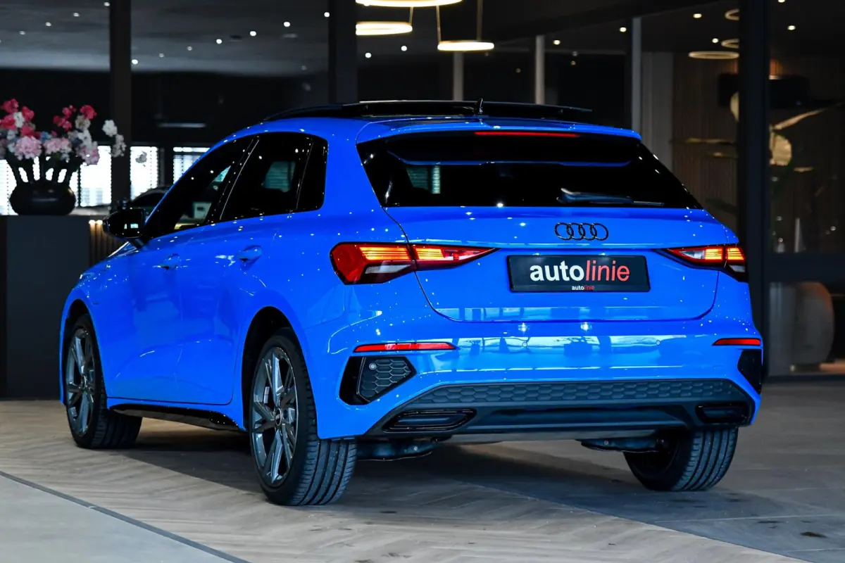 45 TFSI e 3x S-Line Competition. Pano, ACC, Keyless, Sfeer, CarPlay!