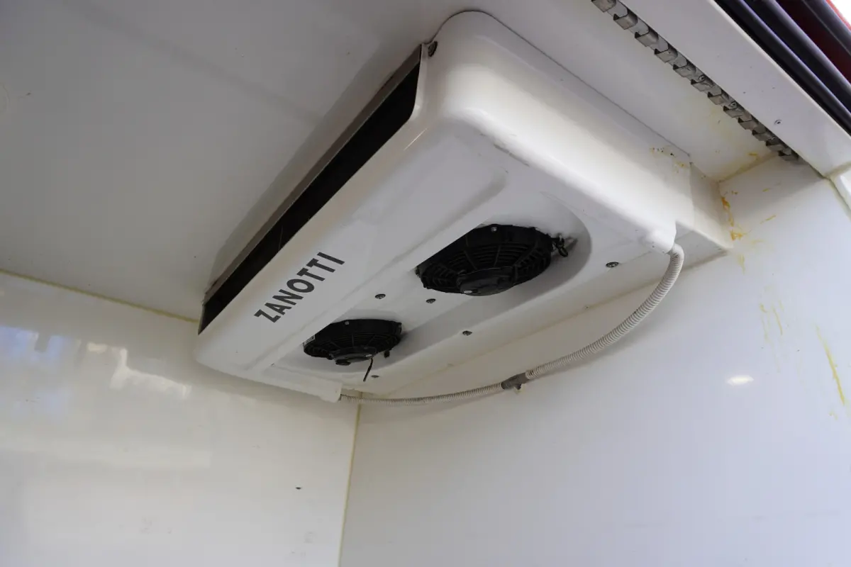 140pk Koelwagen L3H3/L2H2 Zanotti Airco Radio Bluetooth