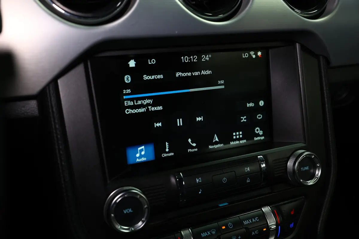 2.3 EcoBoost AVM NAVI CLIMA CAMERA KEYLSS PDC CRUISE LEDER SUBWH "19