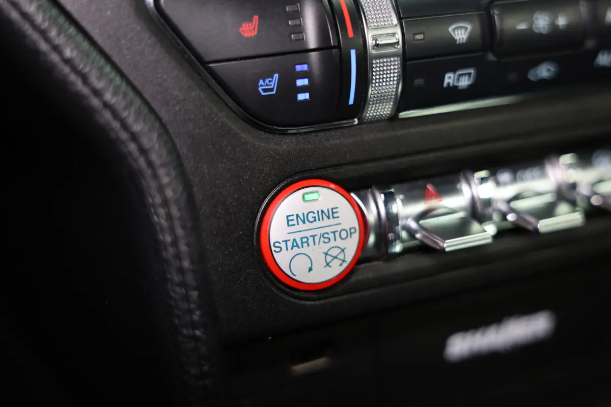 2.3 EcoBoost AVM NAVI CLIMA CAMERA KEYLSS PDC CRUISE LEDER SUBWH "19