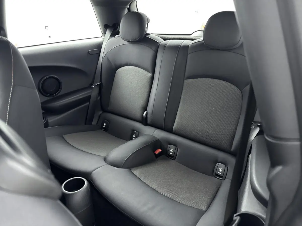 1.5 One | Cruise Control | Stoelverwarming | Keyless | Bluetooth |