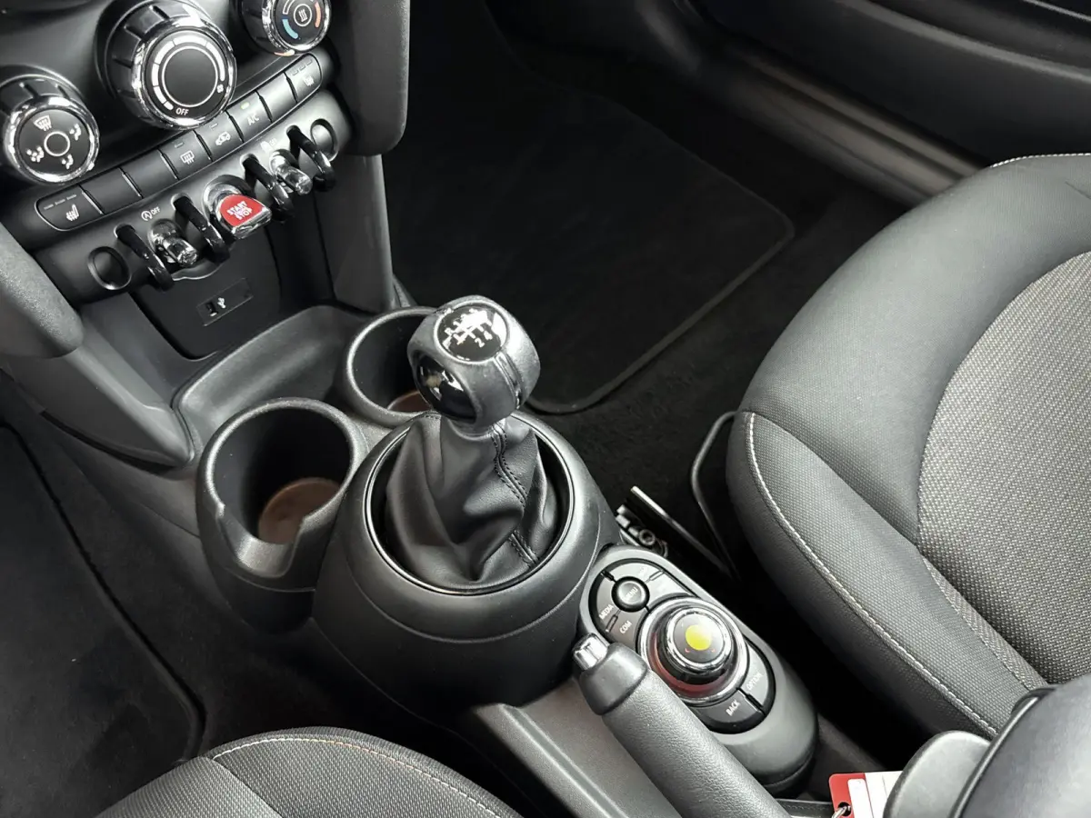 1.5 One | Cruise Control | Stoelverwarming | Keyless | Bluetooth |