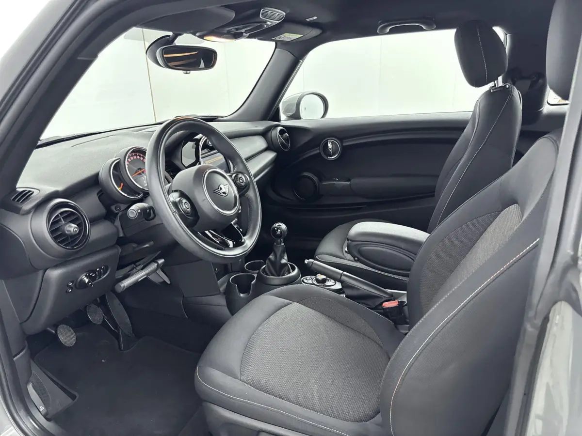 1.5 One | Cruise Control | Stoelverwarming | Keyless | Bluetooth |