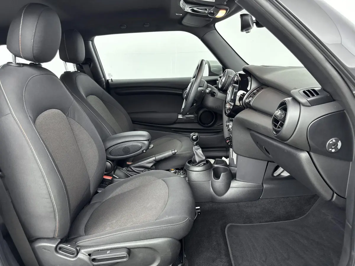 1.5 One | Cruise Control | Stoelverwarming | Keyless | Bluetooth |