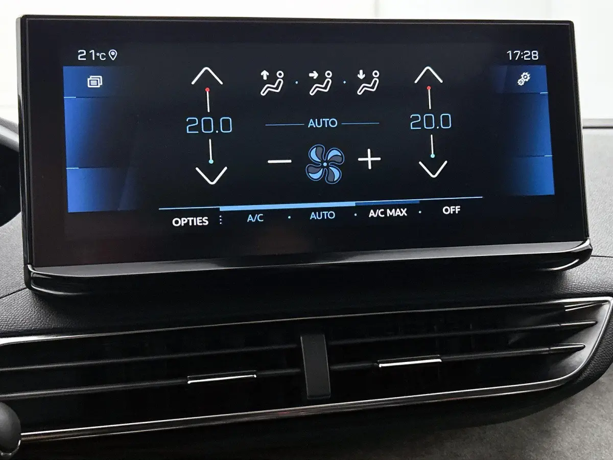 1.2 130pk GT Pack Business Automaat | Trekhaak | Schuif-/Kanteldak | Elektrische Klep | Navigatie | Adaptieve Cruise Control | Climate Control | 19"LMV |