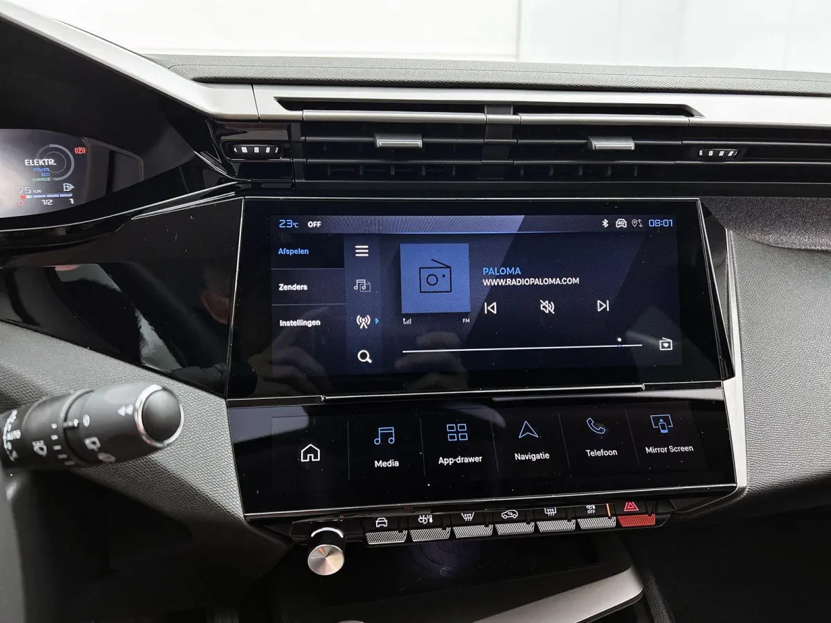 1.6 Plug-in Hybrid 195pk Allure Automaat | 360 Vision & Drive Pack | Connected Navigation Pack | Adaptieve Cruise Control | 17"LMV |