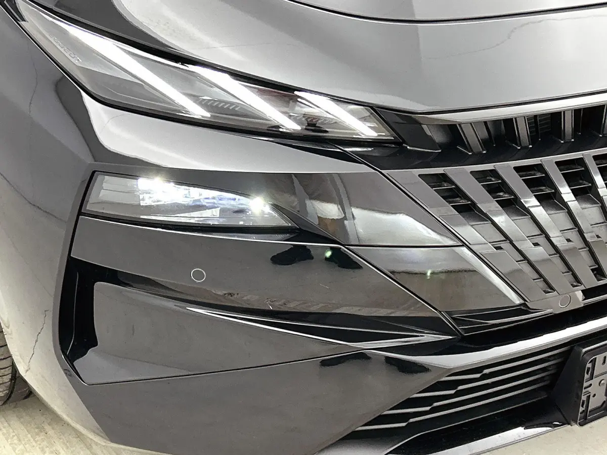 1.6 Plug-in Hybrid 195pk Allure Automaat | 360 Vision & Drive Pack | Connected Navigation Pack | Adaptieve Cruise Control | 17"LMV |