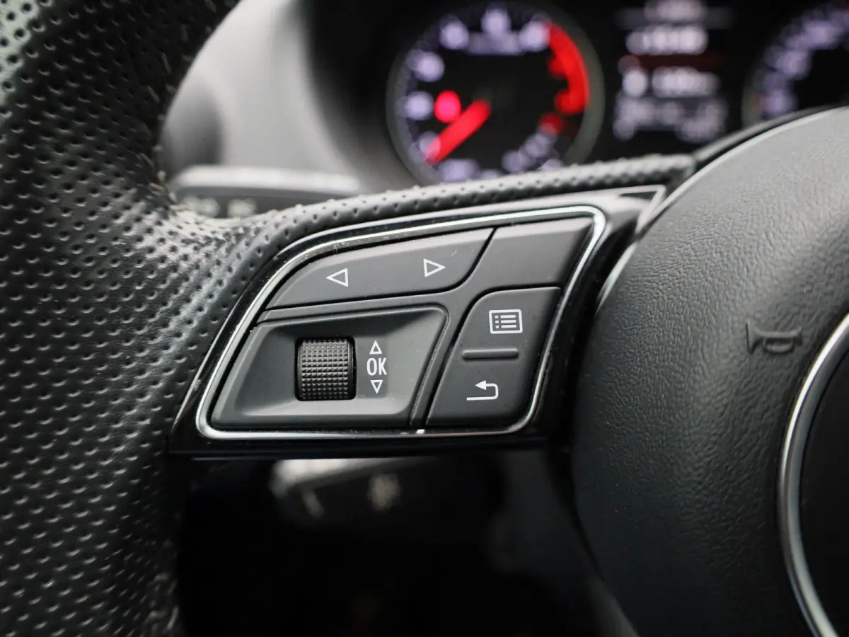 1.4 TFSI CoD Sport | S-Line | Automaat | Achteruitrijcamera | Parkeersensoren | Stoelverwarming |