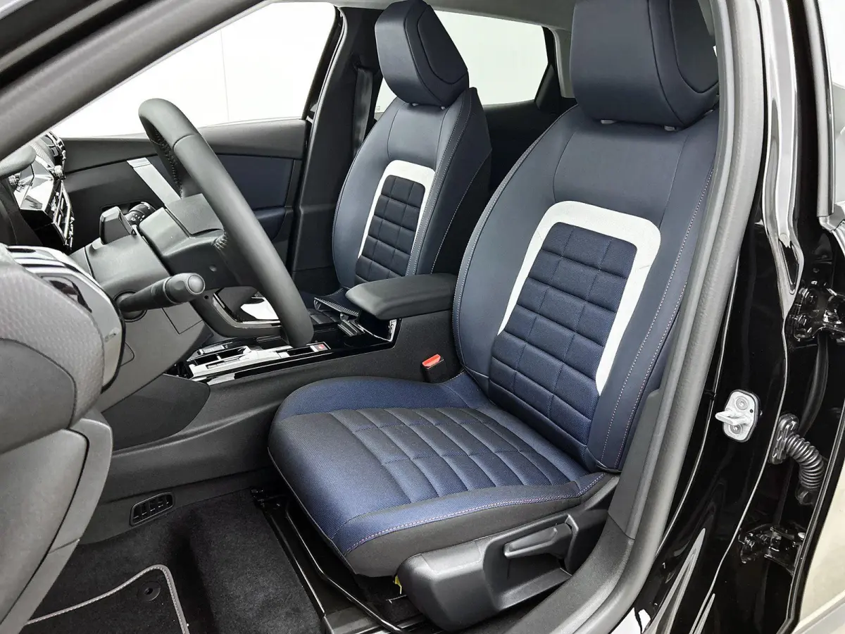 1.2 Hybrid 145pk Collection | Navigatie | Climate Control | Cruise Control | 18"LMV | LED | Stoelverwarming | Apple Carplay/Android Auto |