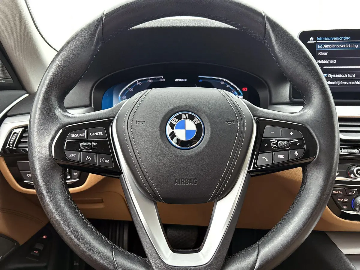 Berline 530e xDrive | Automaat | Achteruitrijcamera | Parkeersensoren | Lederen Bekleding | Climate Control |