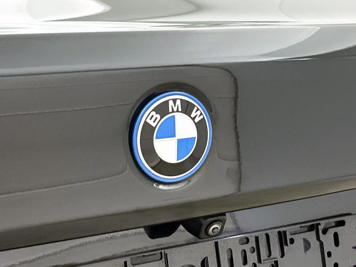 Berline 530e xDrive | Automaat | Achteruitrijcamera | Parkeersensoren | Lederen Bekleding | Climate Control |