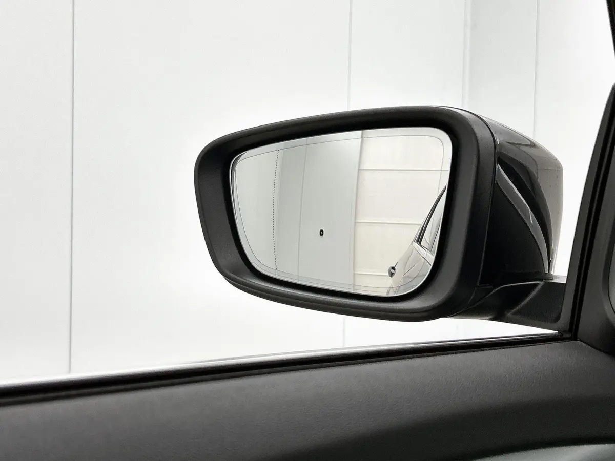 Berline 530e xDrive | Automaat | Achteruitrijcamera | Parkeersensoren | Lederen Bekleding | Climate Control |